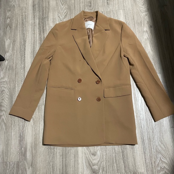 Aritzia Wilfred Cherrelle Blazer - Picture 1 of 11